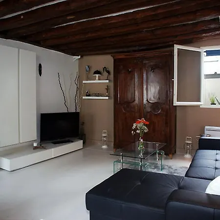Marie Stuart - 5 Adults Apartamento *